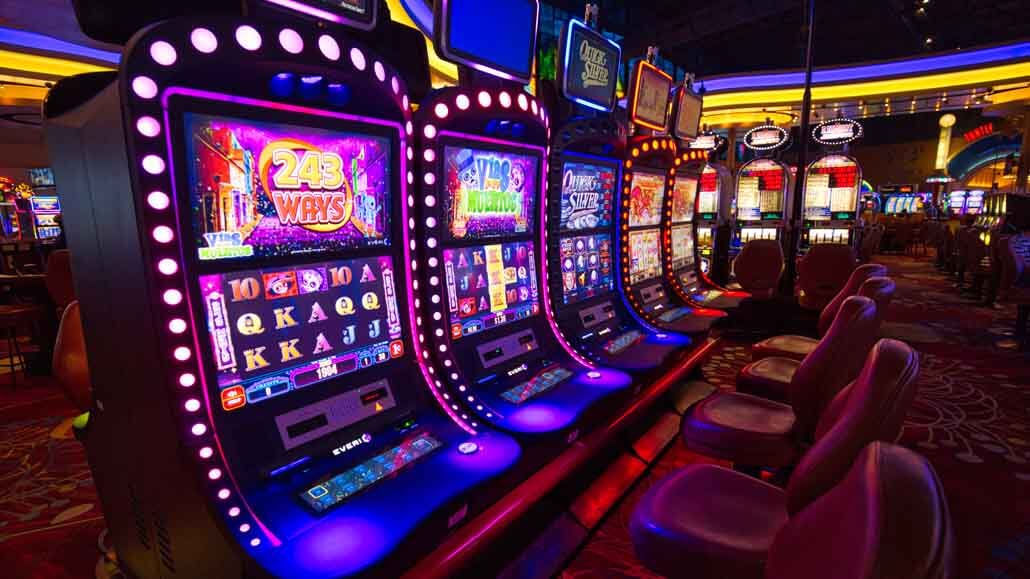Slot